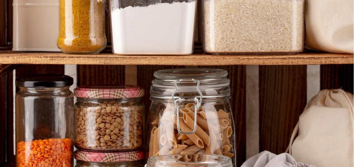 Zapasy z promocji: Kiedy naprawdę warto kupować na zapas?