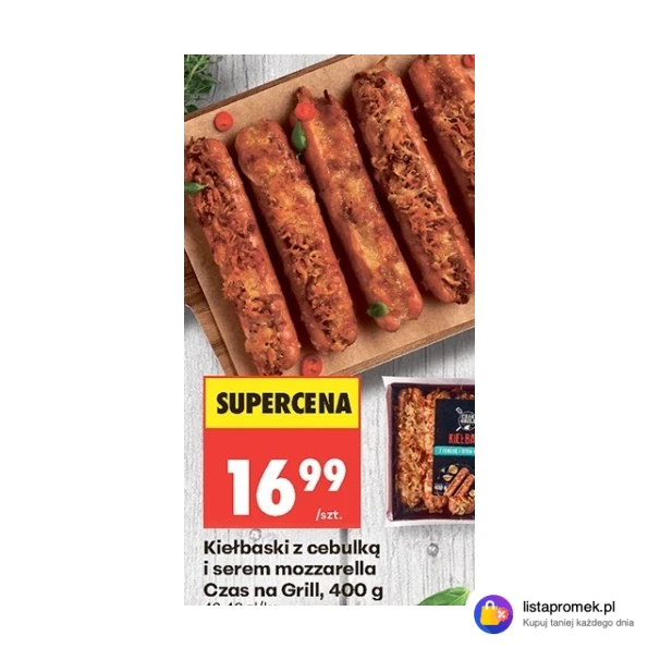 Kiełbaski z cebulką i serem mozzarella