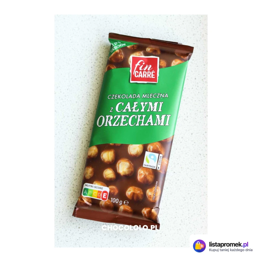 Czekolada mleczna z całymi orzechami